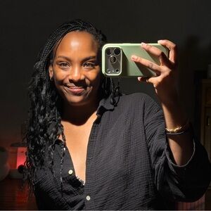 Meet your Posher, Jade